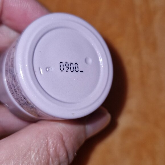 Kanebo skin tightening cream next unboxed - Picture 4 of 5